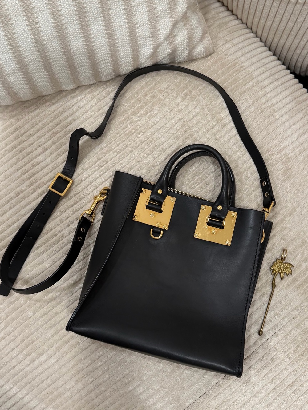 Sophie Hulme Leather Albion
Crossbody Bag